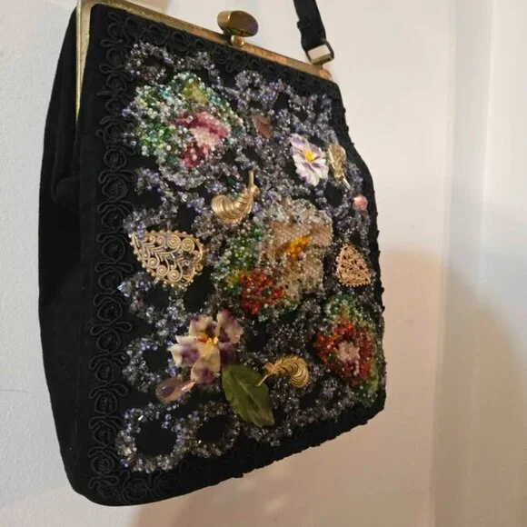 ✨️VINTAGE✨️ Black Beautifully Embellished 1950s-1960s Spilene Handbag - Picture 6 of 11